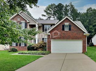 6817 Reedy Creek Rd, Charlotte, NC 28215