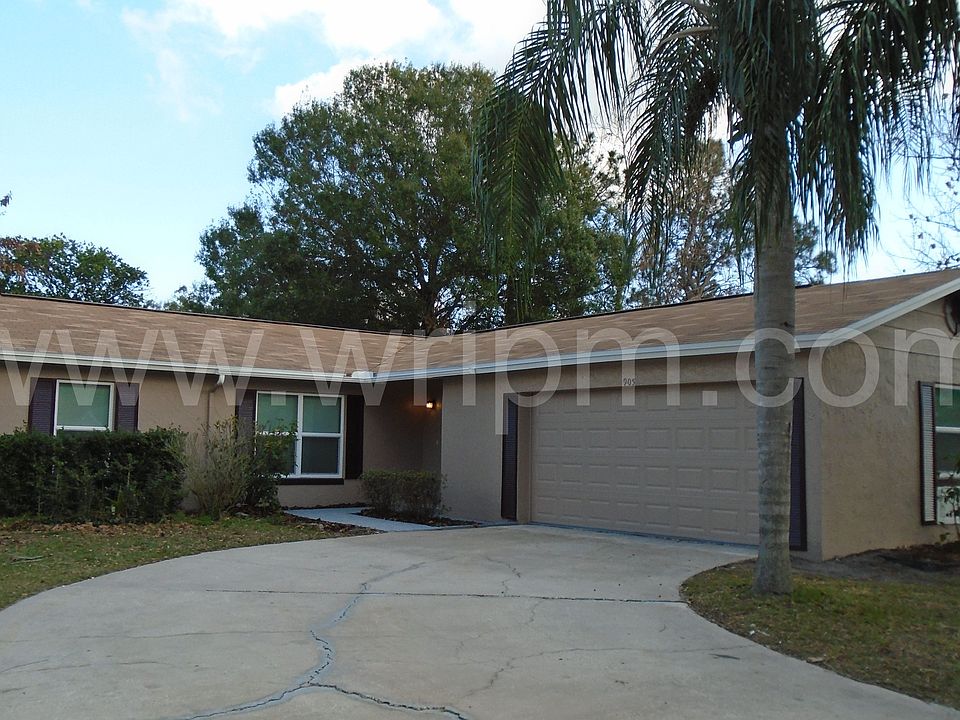 1st image of 905 York Dr