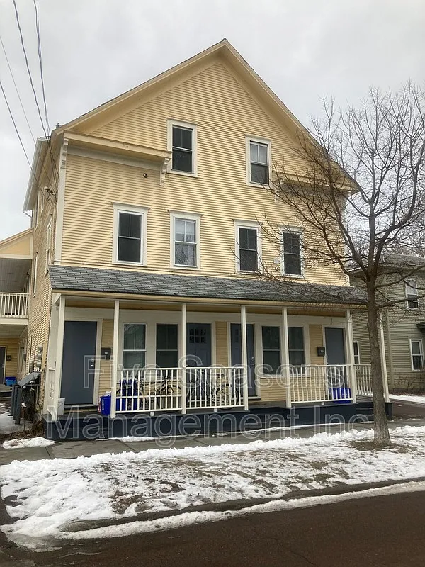 2 bed, 1.0 bath, 850 sqft, $1,950 — Photo 1
