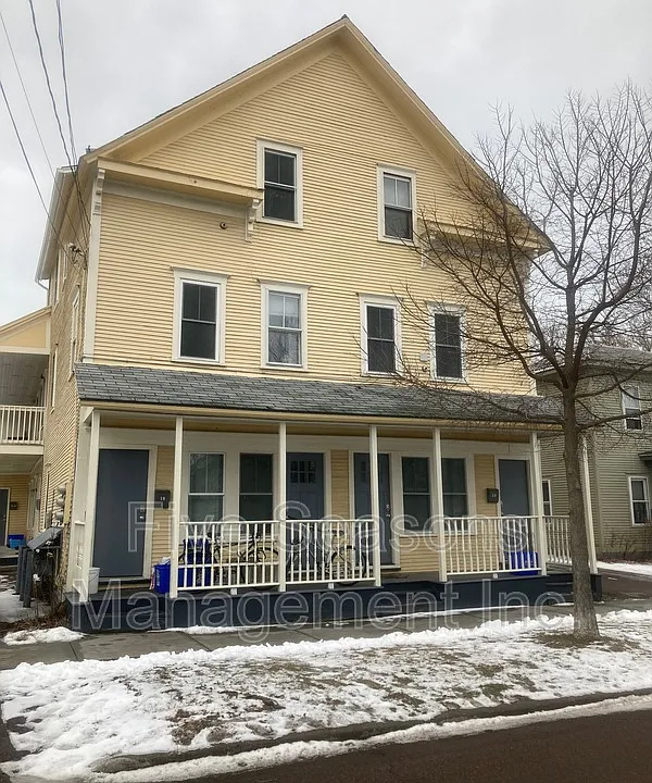 17 Drew St #19