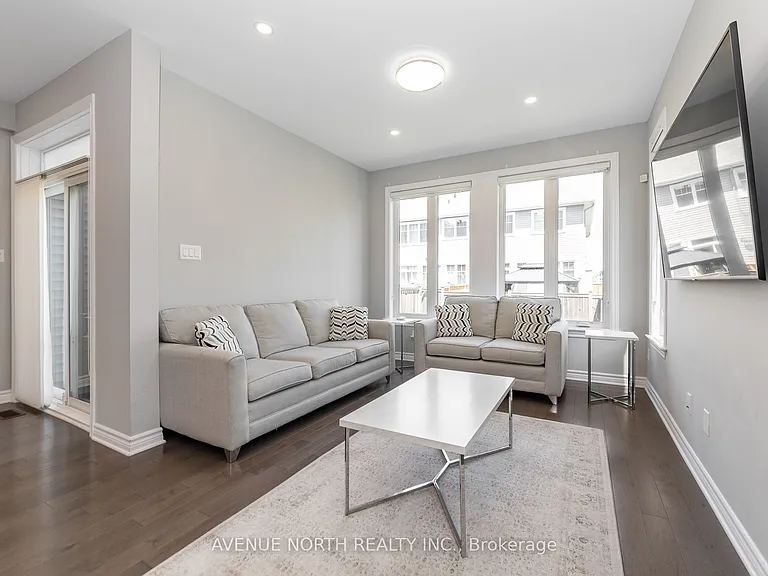 87 Nepeta Cres — Photo 15