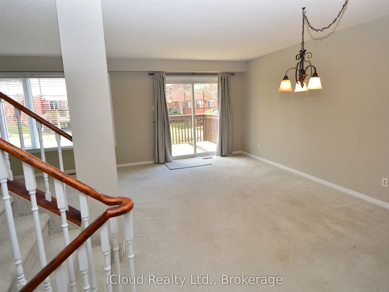 3 bed, $2,400 — Photo 3