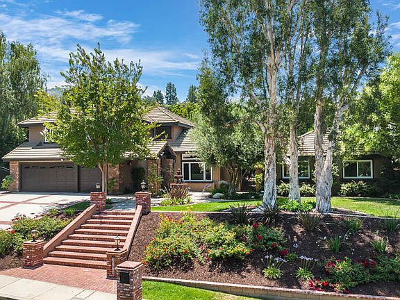 2nd image of 3178 Deer Valley Ave