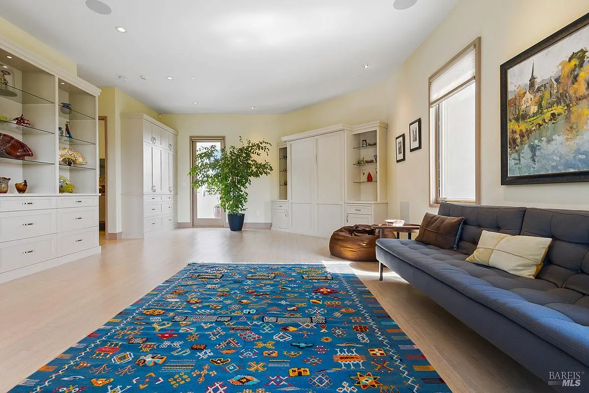 1 bed, 1540 sqft, $5,000 — Photo 3