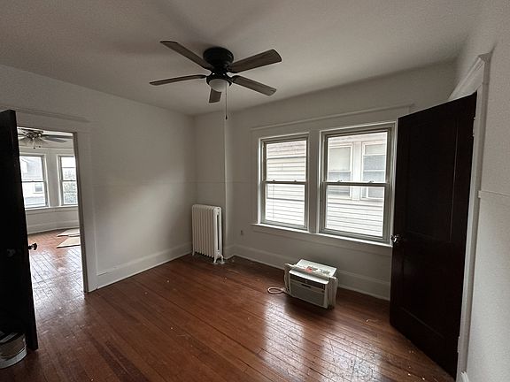 3rd image of 1608 Northampton St #2