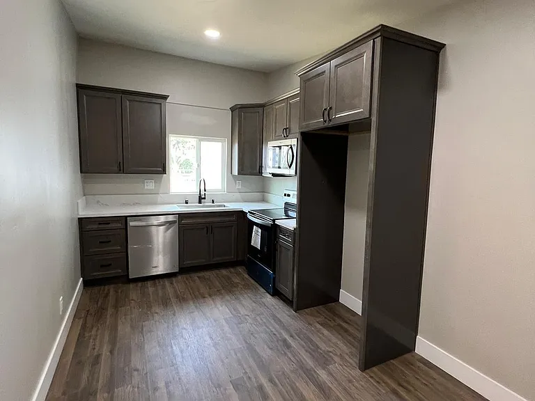 505 Hilltop Dr #A — Photo 6