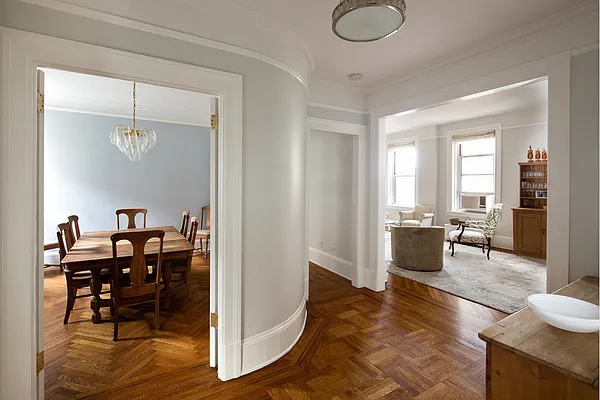 Sold by Stribling | media 16