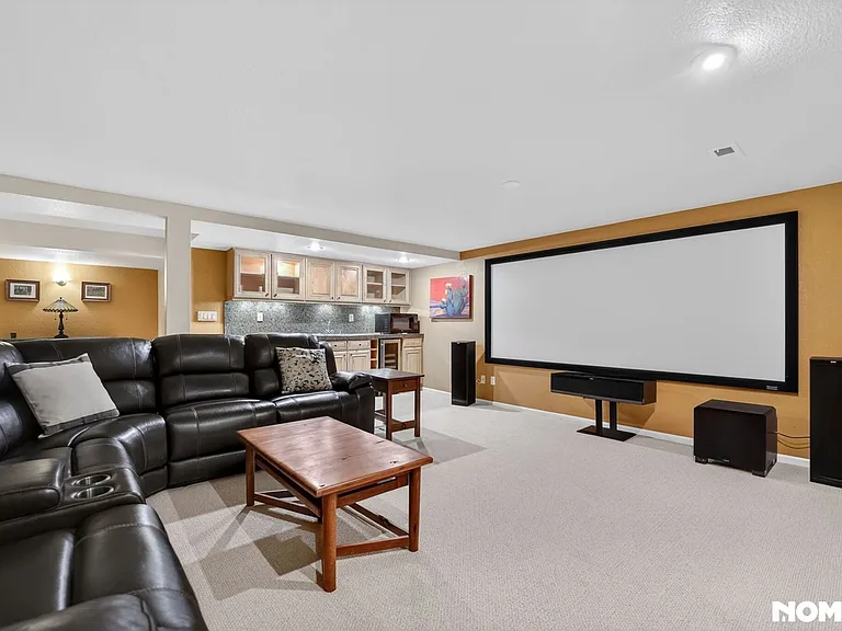 8433 Sawtooth Ln — Photo 33