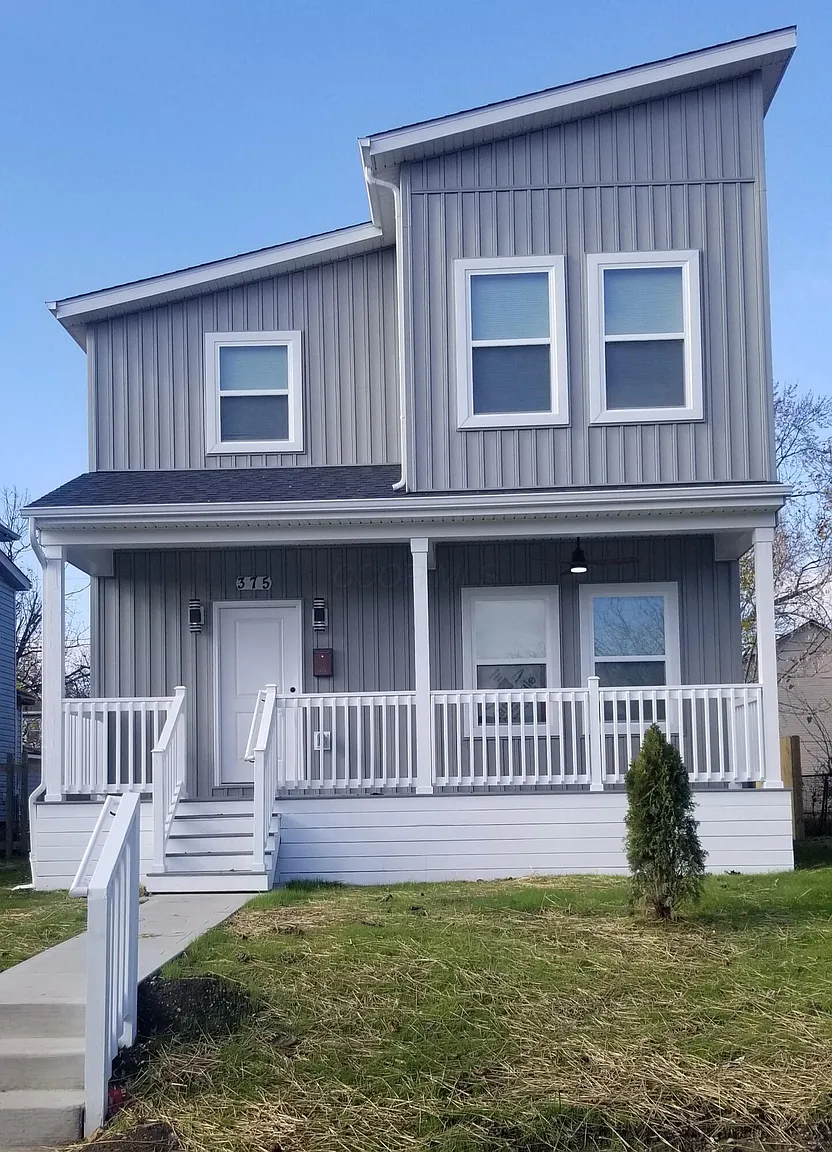 375 S Richardson Ave photo 1