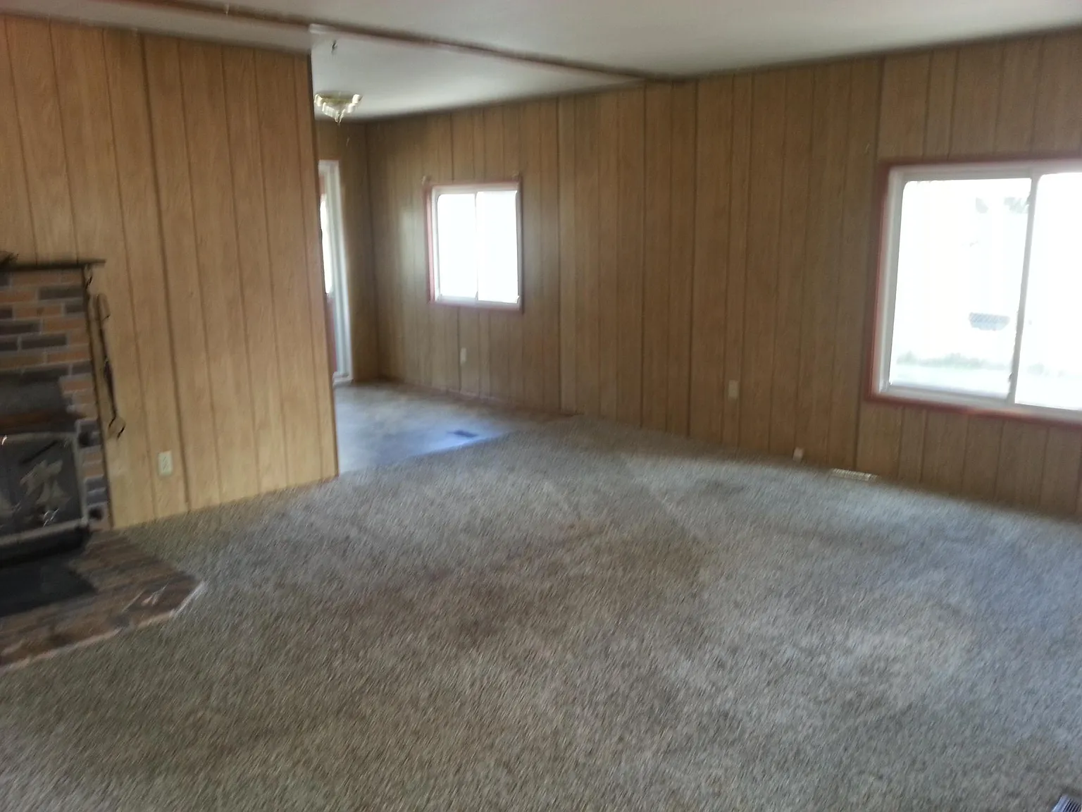 2 bed, 1.5 bath, 960 sqft, $2,050 — Photo 2