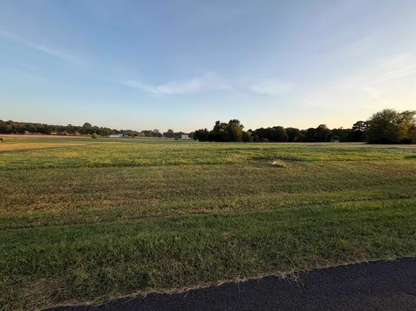 116 Sleep Easy Rd, Kilgore, TX 75662
