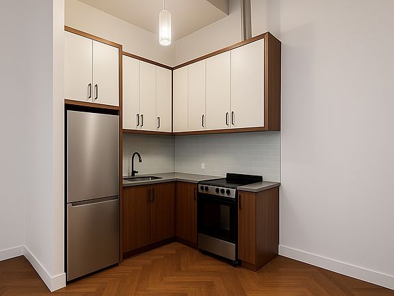 3rd image of 949 Willoughby Ave APT 120A