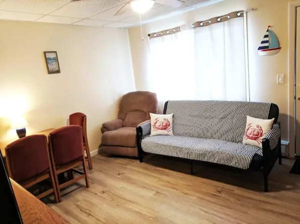 66 E Grand Ave APT 1, Old Orchard Beach, ME 04064