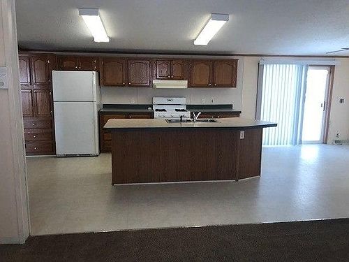 2nd image of 145 Hunters Crossing Blvd