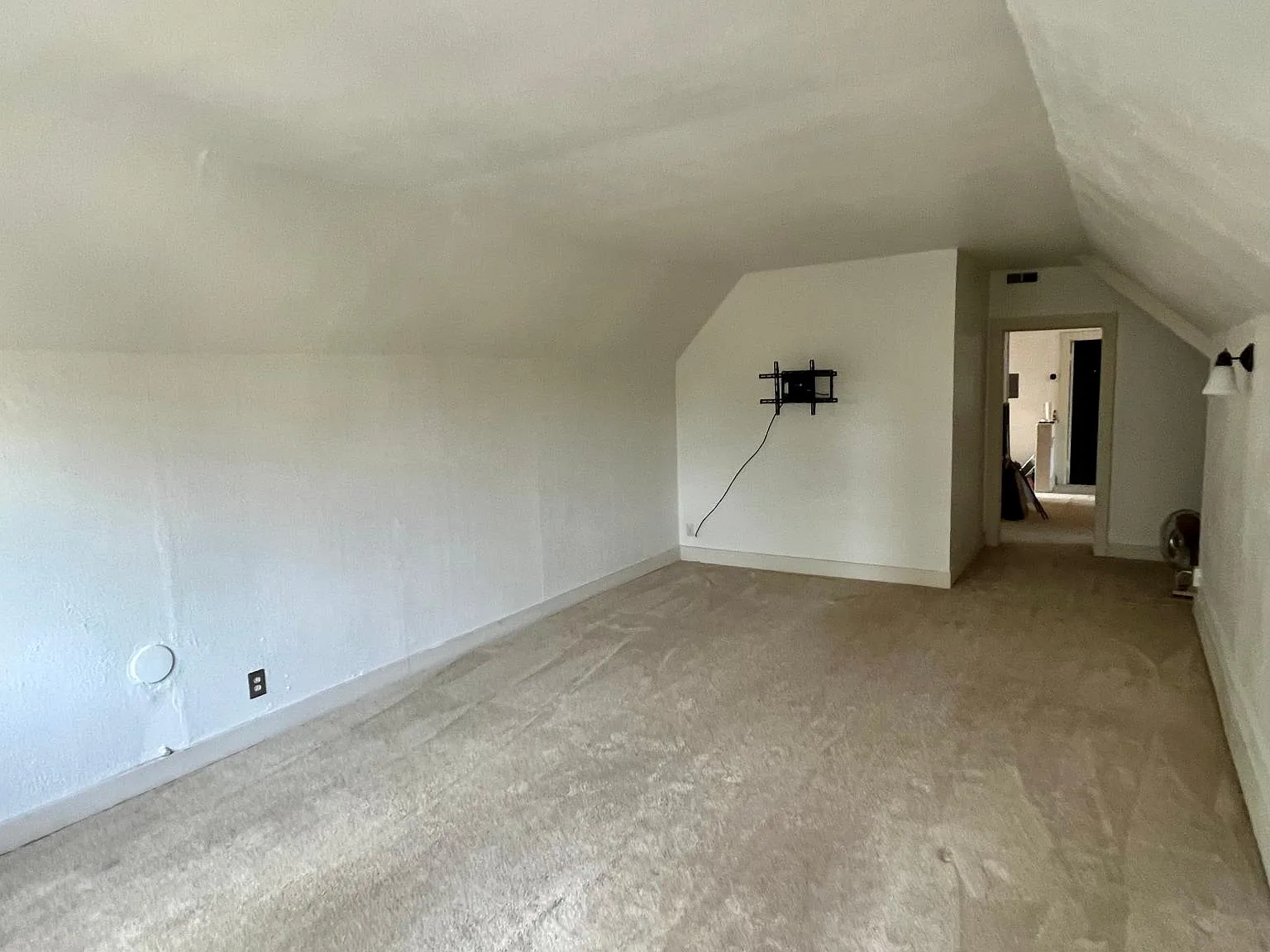 97 Hodge Ave — Photo 4