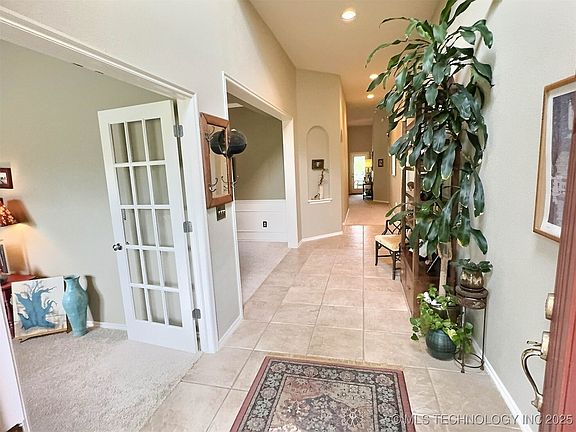 5th image of 9303 N 105th Ave E