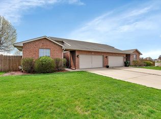 2685 E Border St, Diamond, IL 60416