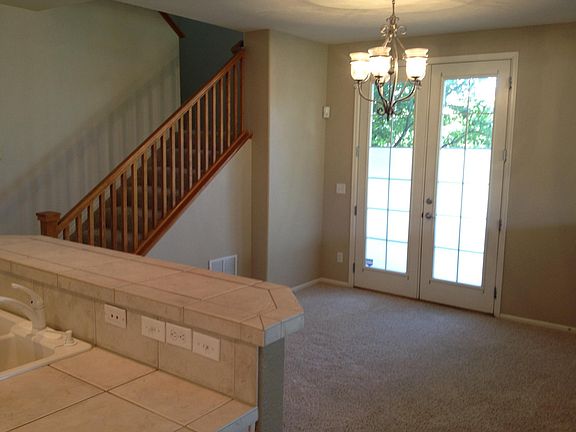 3rd image of 2816 N Central Park Blvd