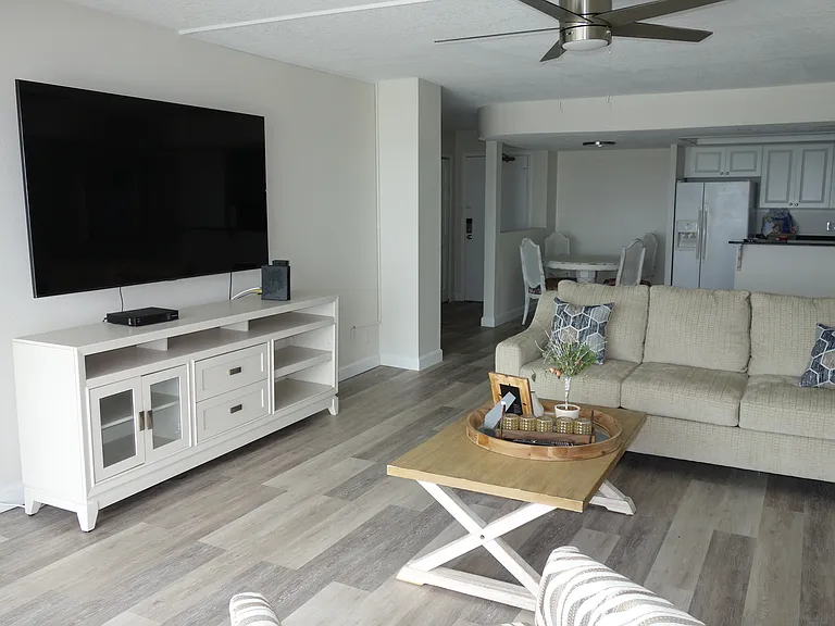 851 Bayway Blvd #905 — Photo 22