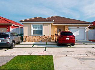 14242 SW 176th Ter, Miami, FL 33177