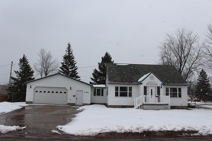 1st image of 1711 Ryan Ave