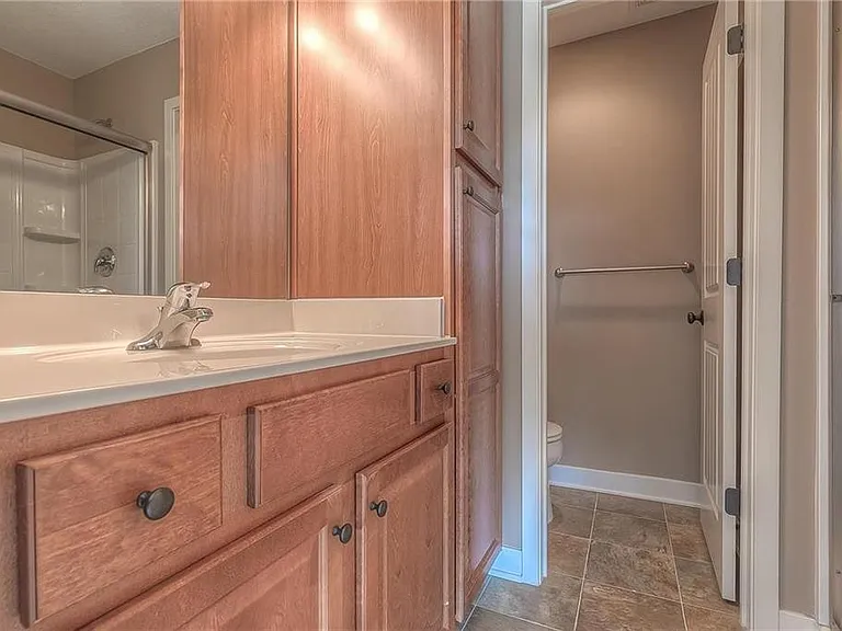 2804 Lake Ave — Photo 12