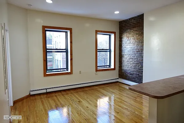 Rented by Citi Habitats | media 6