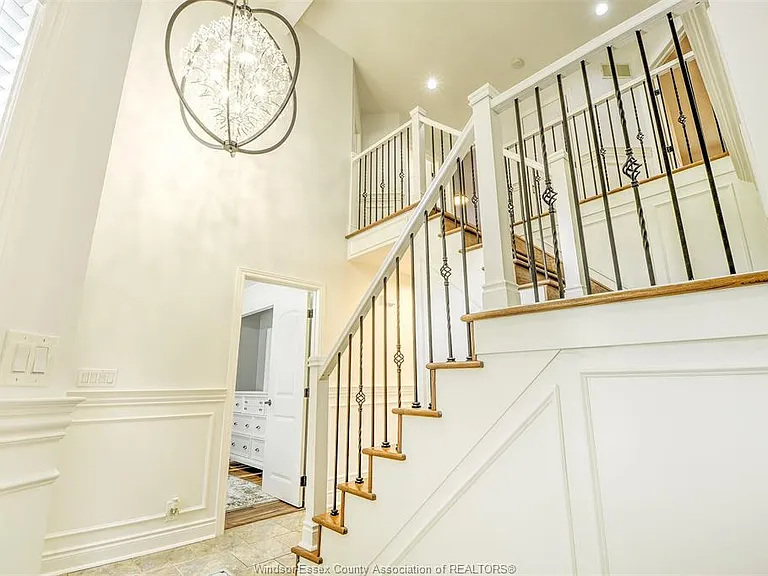 106 Marentette Dr — Photo 18