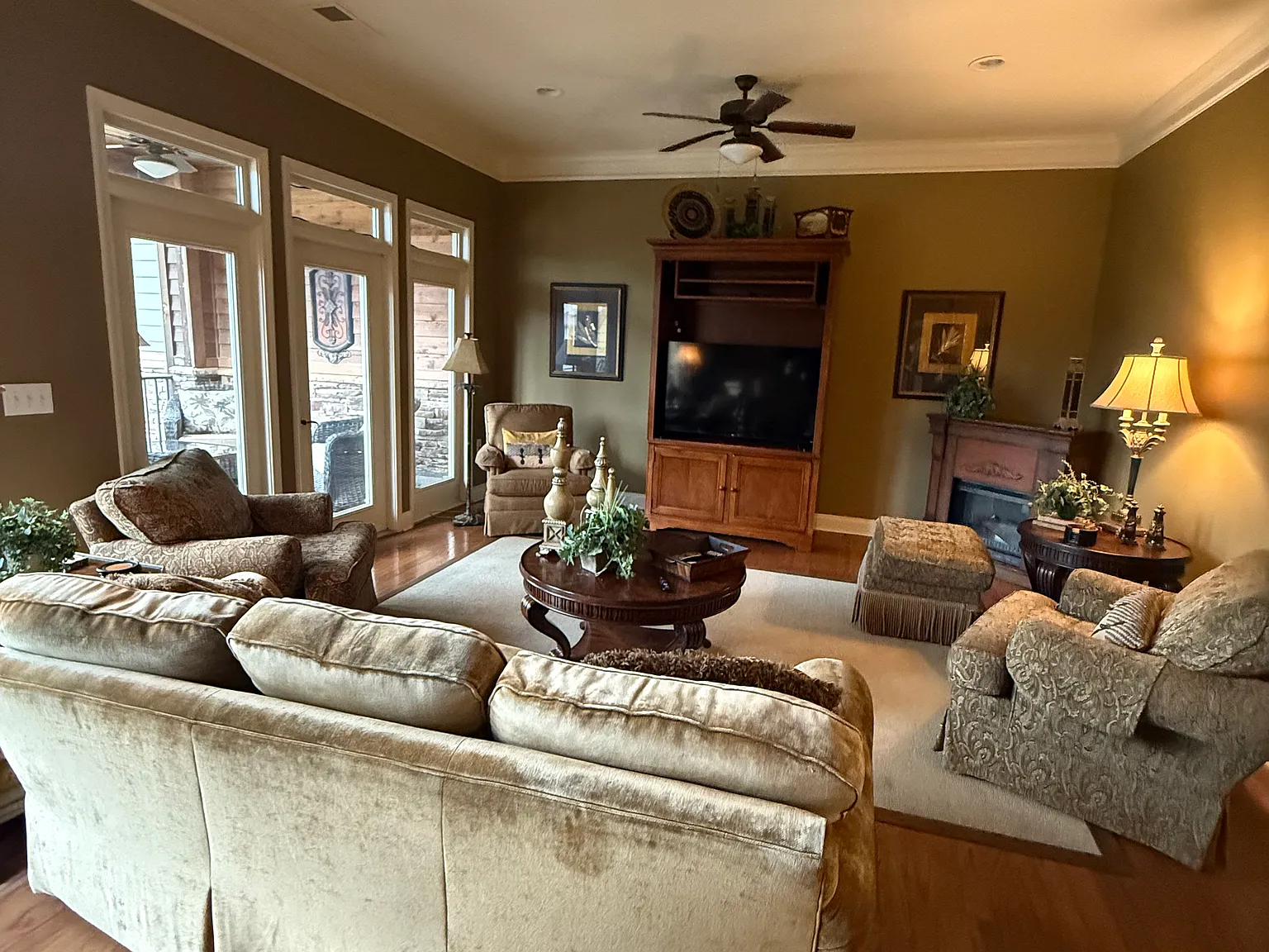 319 Blue Water Way — Photo 4