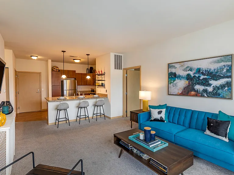 The Enclave Luxury Apartments — Photo 8