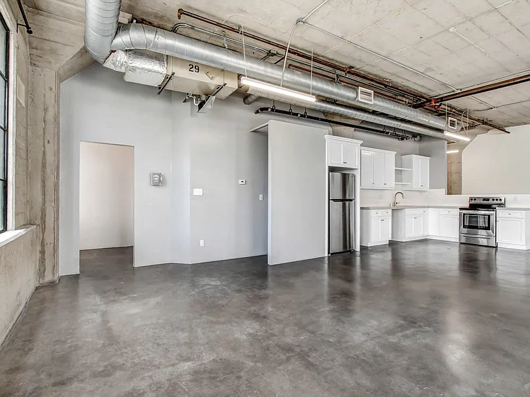 RiverFront live - Work Lofts — Photo 110