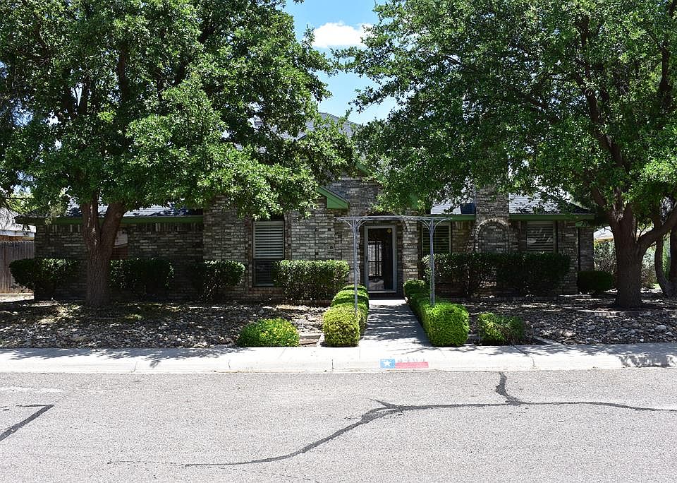 1st image of 3404 Pinemont Dr