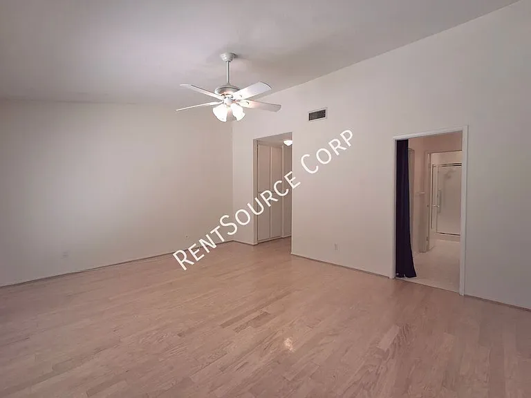 26102 Alejandro Dr — Photo 13