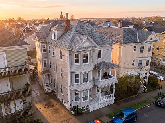 3rd image of 42 Fair St