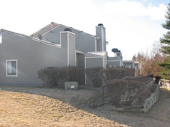 Home borders on greenbelt and includes private patio