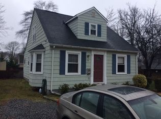 53 Bourdette Pl, Amityville, NY 11701