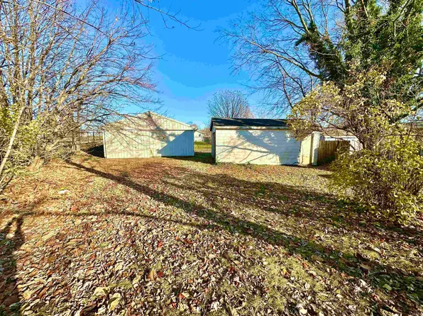 228 N Indiana St, Greentown, IN 46936