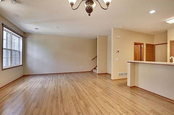 3rd image of 4350 Empress Dr N