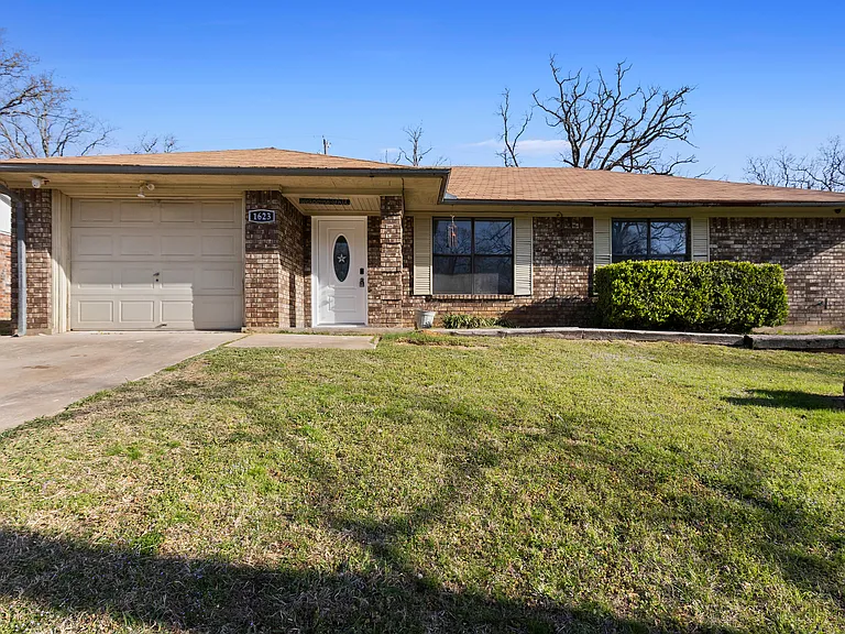 1623 W Parnell St — Photo 2