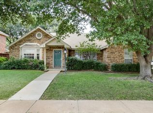 1307 Falcon Dr, Lewisville, TX 75077