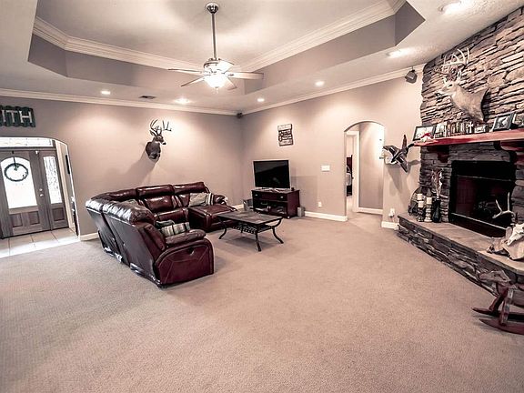 3rd image of 3479 Leatherwood Dr
