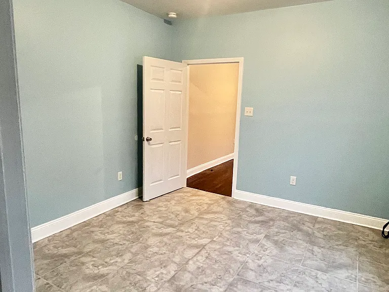 2483 Verbena St — Photo 15