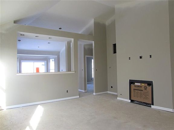3rd image of 11960 Avedon Way