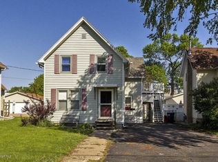 704 W Lyon Ave, Lake City, MN 55041