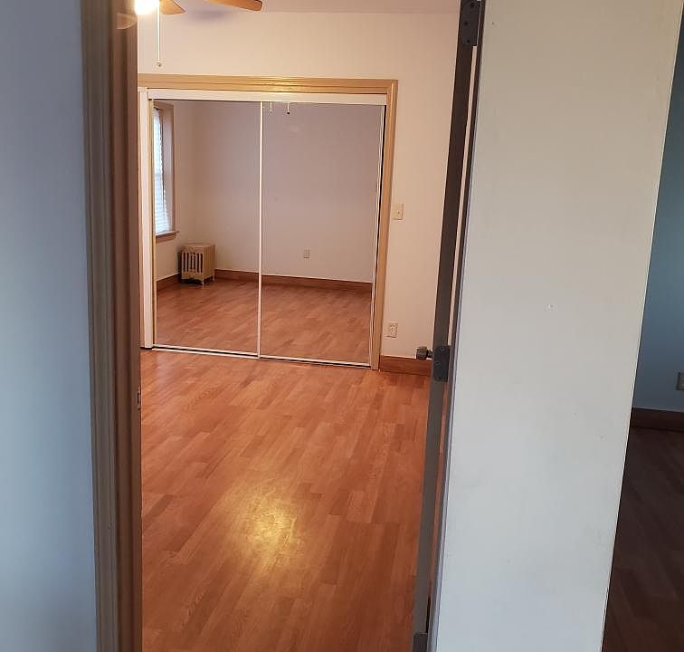 2nd image of 5609 W Hirsch St #1