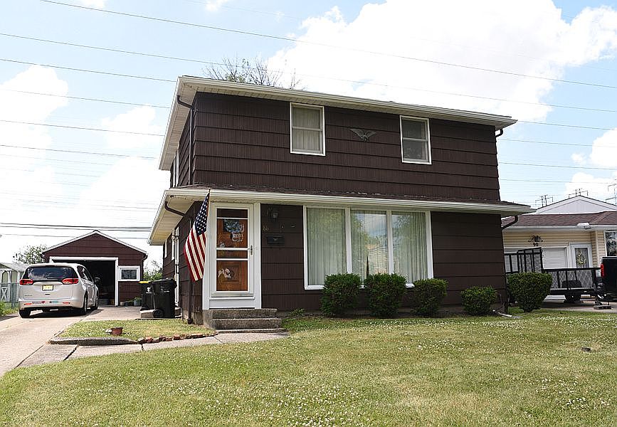 1st image of 86 Dreyer Ave