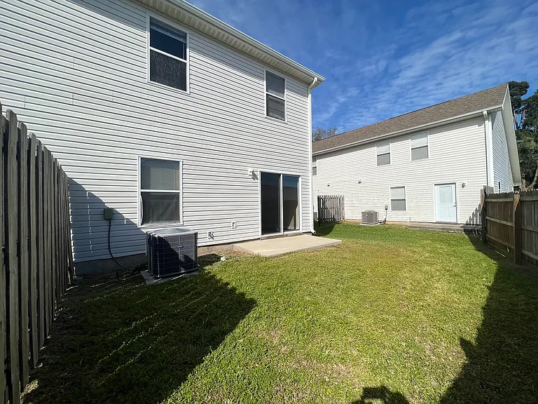 1028 Anniston Ct — Photo 15