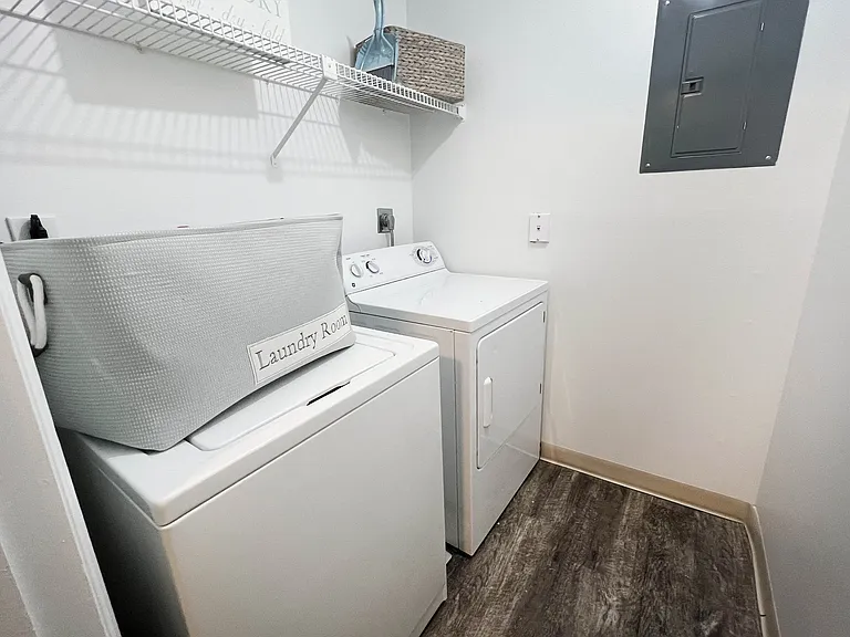 Steeplechase Apartments — Photo 26