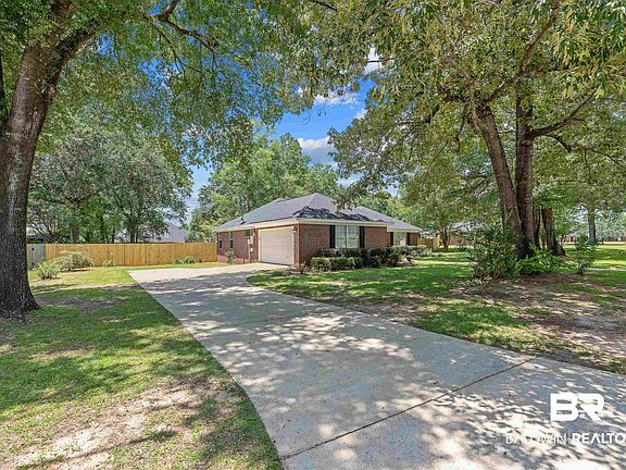 4th image of 184 Robbins Blvd