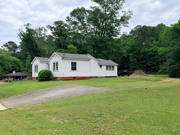 3rd image of 1707 Old Alabama Rd